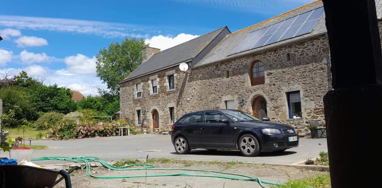 Appartamento La Poissonnais Saint-Lormel Esterno foto
